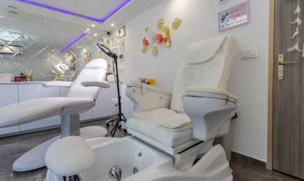 Beauty Lab by Yulia Truta : Manucure à Cogolin