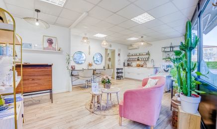 Celine Masullo - Spécialiste coloration végétale & minérale : Coiffeur à Caveirac