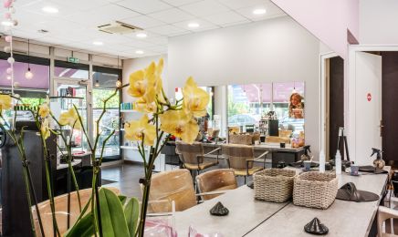 CL ESTHÉTIQUE COIFFURE & ONGLES : Coiffeur à Sassenage