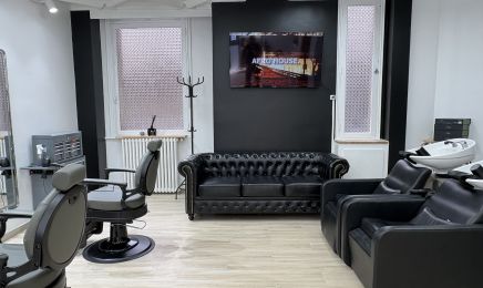 AR Coiffure 2 ( en travaux temporairement Ar coiffure disponible ) : Coiffeur à Rennes