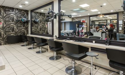 CR Coiffure : Coiffeur à Saran