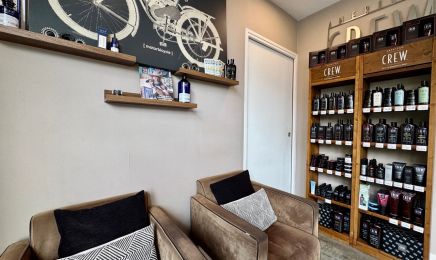 Homme à part : Barbier à Caen