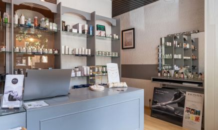 Mahoa Institut  : Manucure à Arcachon