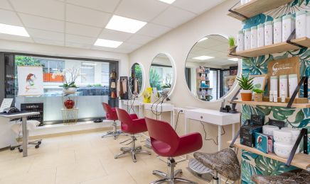 Cathie Bova Coiffure  : Coiffeur à Antibes Juan les Pins