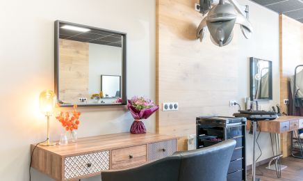 Emmanuelle Coiffure  : Institut de beauté à Fayl-Billot