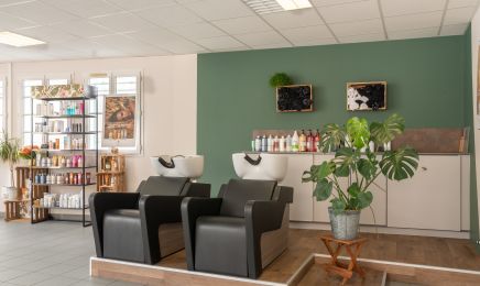 Coiffure Melucia : Institut de beauté à Antigny