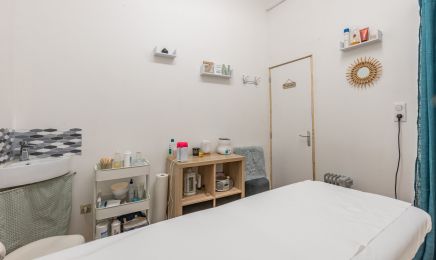 Le temps d'un instant : Manucure à Saint-Just
