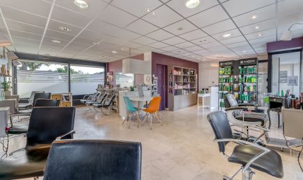 Votre Salon by Lydia  : Coiffeur à Bonchamp-lès-Laval