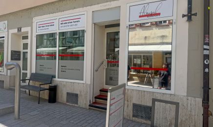 Alousch Haarstudio: Friseur in Marbach am Neckar