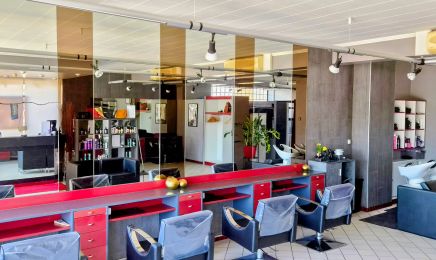 Wo-men coiffure  : Coiffeur à Fameck