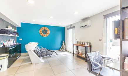Adécoiff' morpho-visagiste : Coiffeur à Condac