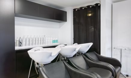 Au Seize Coiffure  : Coiffeur à Saint-Jouan-des-Guérets