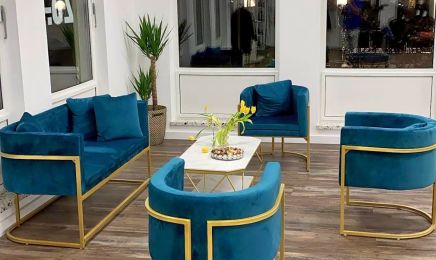 Friseur Daroliya Kosmetik: Kosmetikstudio in Gilching