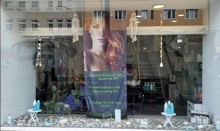Friseur- und Kosmetiksalon vitality: Friseur in Berlin