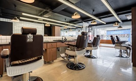 Beauty Shop & Barber shop  : Coiffeur à Marignane