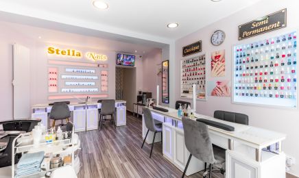 Stella Nails  : Manucure à Paris