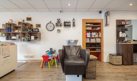 66 HairCut street  : Coiffeur à Manom