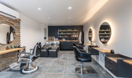 Mademoiselle Coiffe : Coiffeur à Distré
