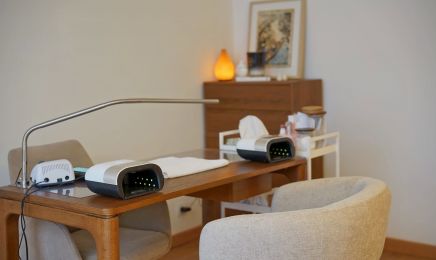 Nattawee Beauté & bien être : Manucure à Toulouse