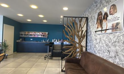 Yvan Salinas Coiffure et Esthéthique Calvisson : Institut de beauté à Calvisson
