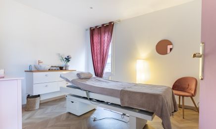 L’instant de Beauté : Manucure à Saint-Seurin-sur-l'Isle