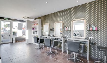 Celina't coiffure esthetique : Institut de beauté à Pouillon