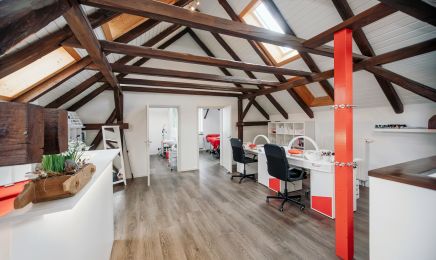 vi-schön beautysalon: Kosmetikstudio in Reinstädt