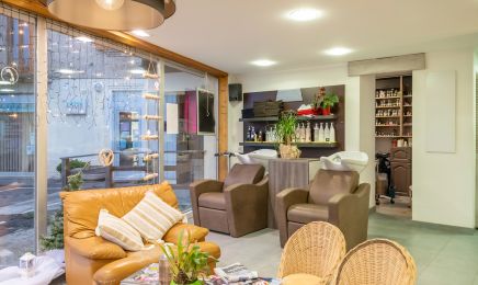 Chez le coiffeur  : Coiffeur à Saint-Bonnet-en-Champsaur