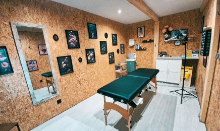 LSM LE SALON DE MEL & MADAME NEEDLE PIERCING : Institut de beauté à Chevigny-Saint-Sauveur
