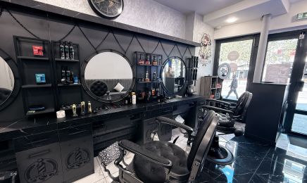 Hair Beauty / Esthétique Coiffeur & Barbier  : Coiffeur à Dijon