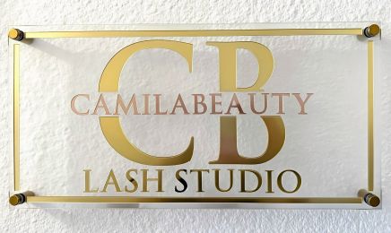 Camila Beauty : Manucure à Fréjus