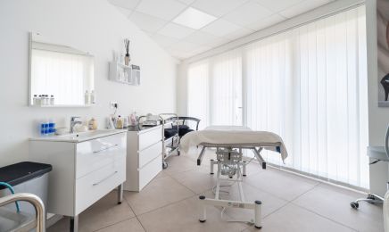 Dermapure - Agde : Coiffeur à Agde