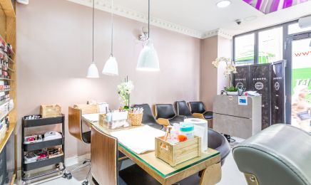 Amazing beauty (A Plus Beauty) : Manucure à Paris