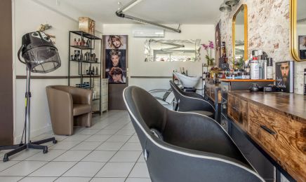 Les Ciseaux de Marie : Coiffeur à Saint-Pantaléon-de-Larche