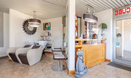 le cube : Coiffeur à Poisy
