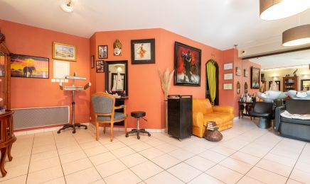 Le boudoir : Coiffeur à Conques-en-Rouergue (St Cyprien sur Dourdou)
