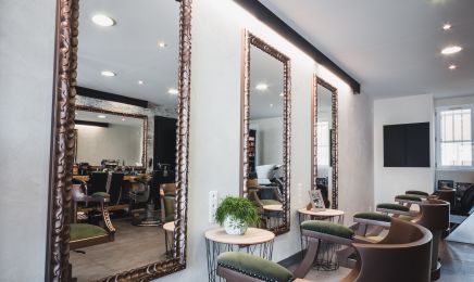 Artist : Coiffeur à Challans