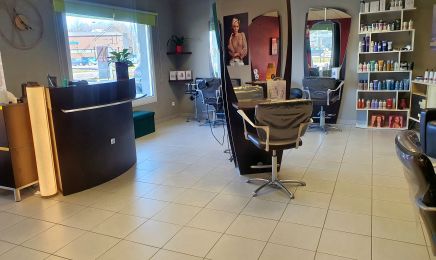 Le salon 1711 : Coiffeur à Saône