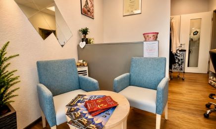 Ülküs Coiffeur Salon : Friseur in Wiesbaden