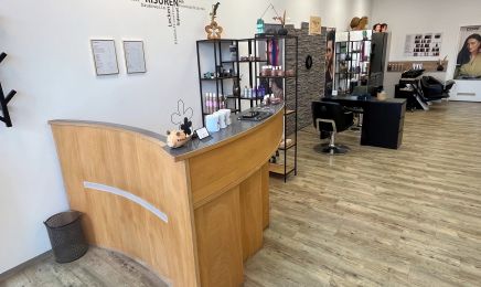 Lena‘s Haarstube: Friseur in Freystadt