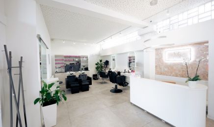 22 Studios: Kosmetikstudio in Nürnberg