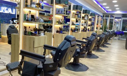 Friseur LAZURD: Kosmetikstudio in Dresden