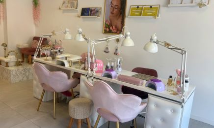 Sarahlou Beauty - Chez Anita : Manucure à Le Cannet