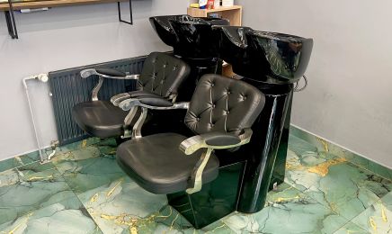 Kamm & Schere: Friseur in Hamburg