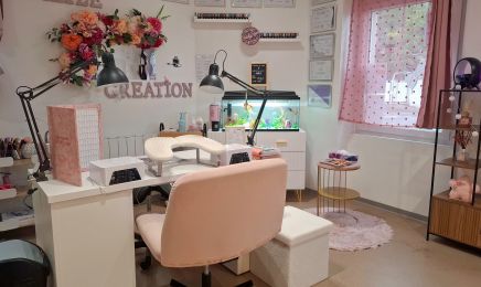 Kalizé Création (Ongle, cils, massage et strass dentaire) : Manucure à Saint-Sornin