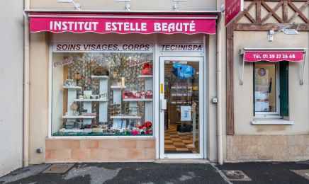 Estelle Beauté : Manucure à Carrières-sous-Poissy