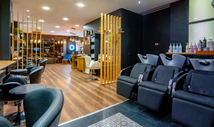 Anthony. Coiffure  : Coiffeur à Angers