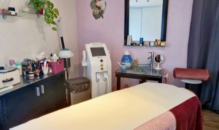 Institut Bain de Soi : Manucure à Pau
