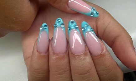 Nails J : Manucure à Antibes