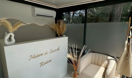 Maison du sourcil Riviera : Institut de beauté à Saint-Laurent-du-Var